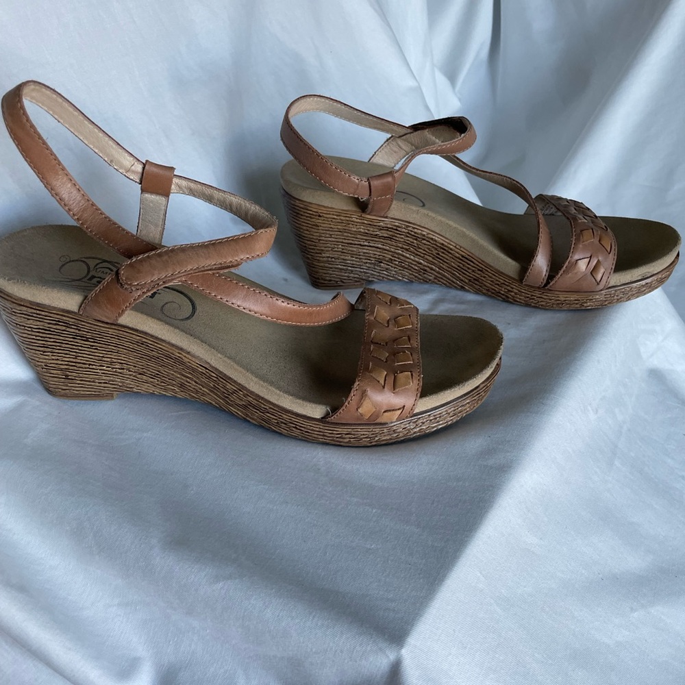 Raffini Oleander leather sandals